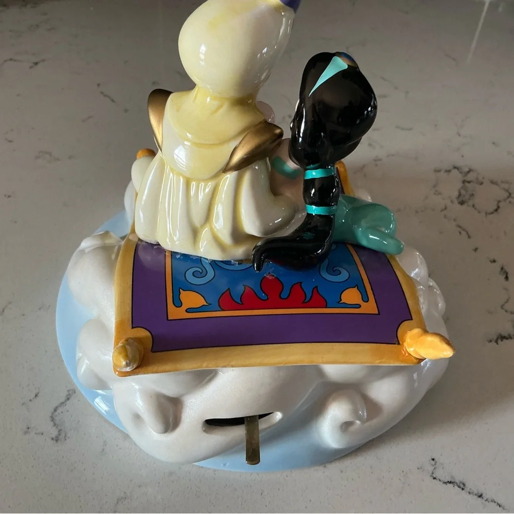 Disney Aladdin and Jasmine Magic Carpet Ride Figurine